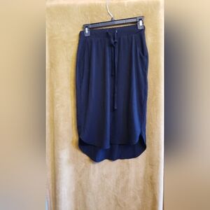 Zenana Outfitters Black High-Low Skirt